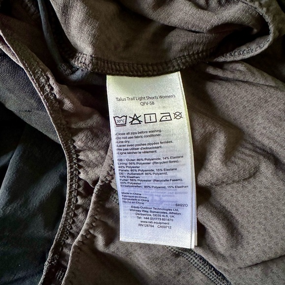 Rab Women's Talus Trail Light Shorts size US medium, UK 12 - Picture 2 of 6